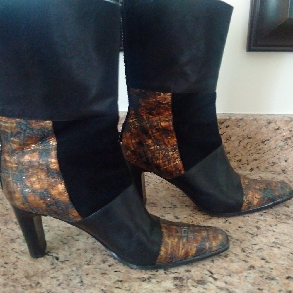 Artsy Leather Boots Mid Calf sz 7.5